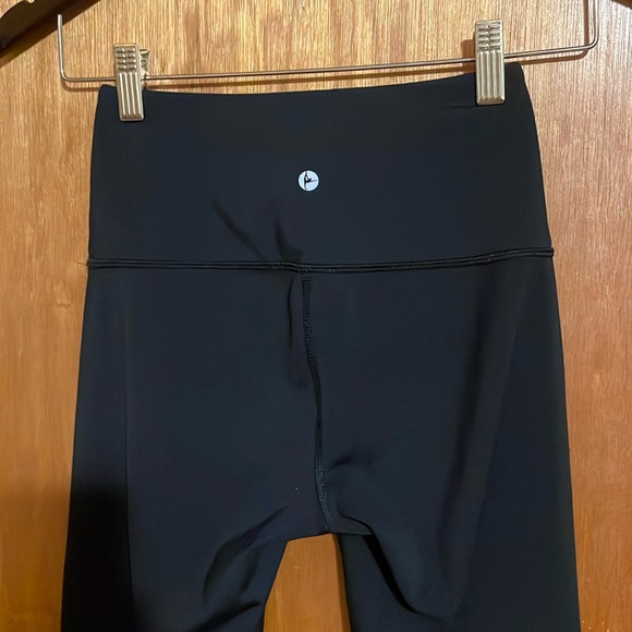 •90 DEGREE BY REFLEX•BLACK HIGH WAISTED TUMMY CONTROL LEGGINGS SIZE XS EUC - Picture 9 of 13